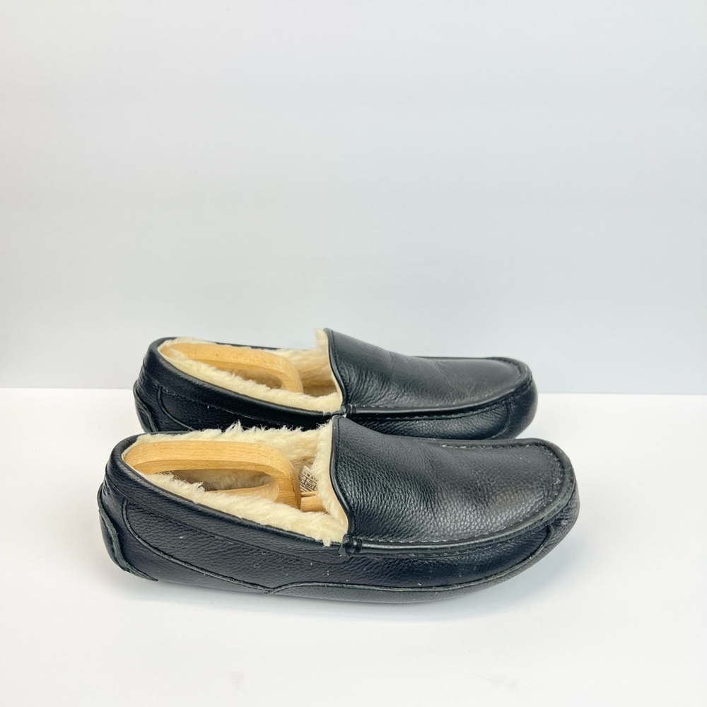 Ugg Australia 5379B Ascot Leather Black Shearling Lined Slipper Men’s Size 11